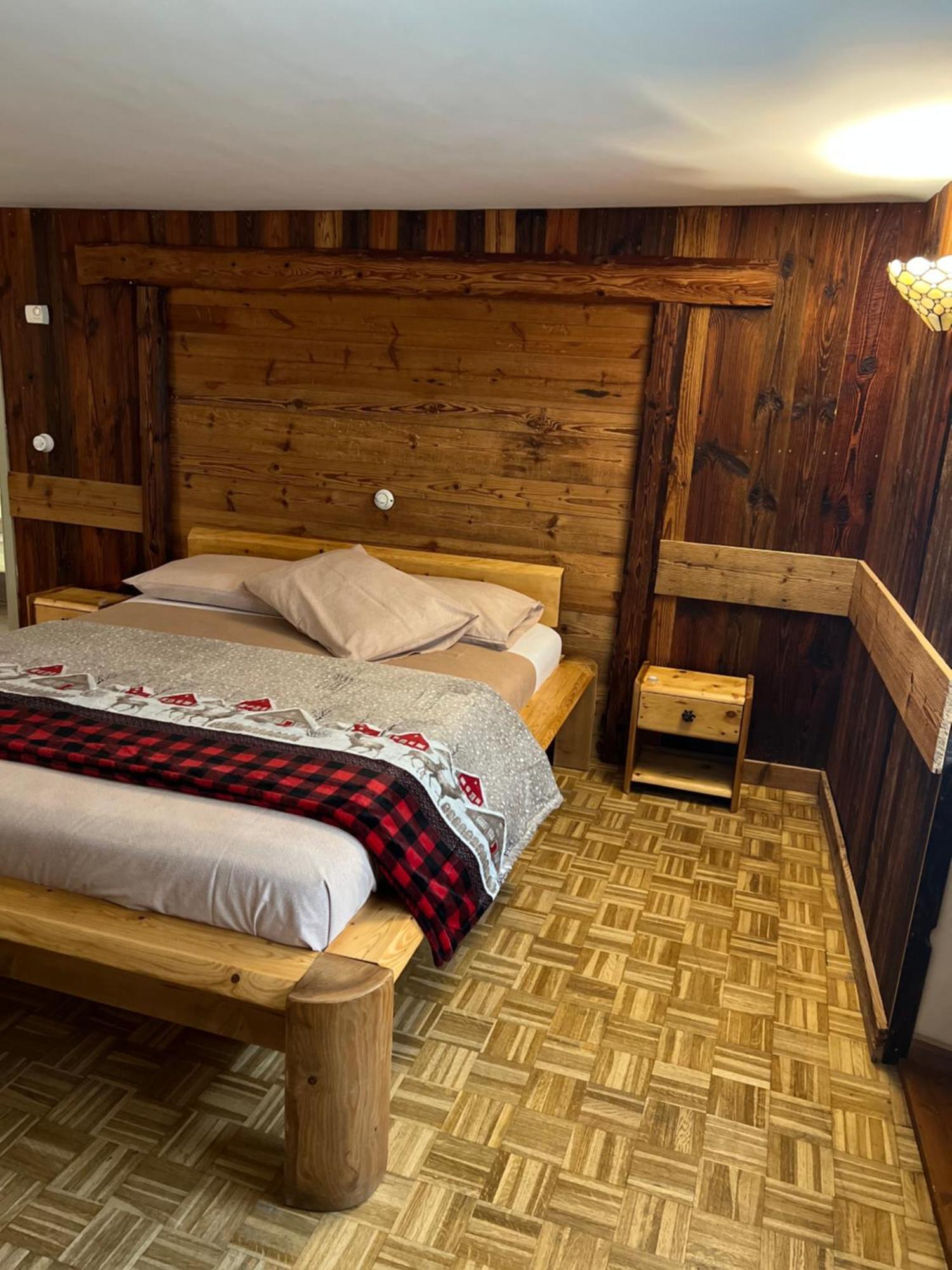 Profumo Di Legno Apartment Aosta Exterior photo