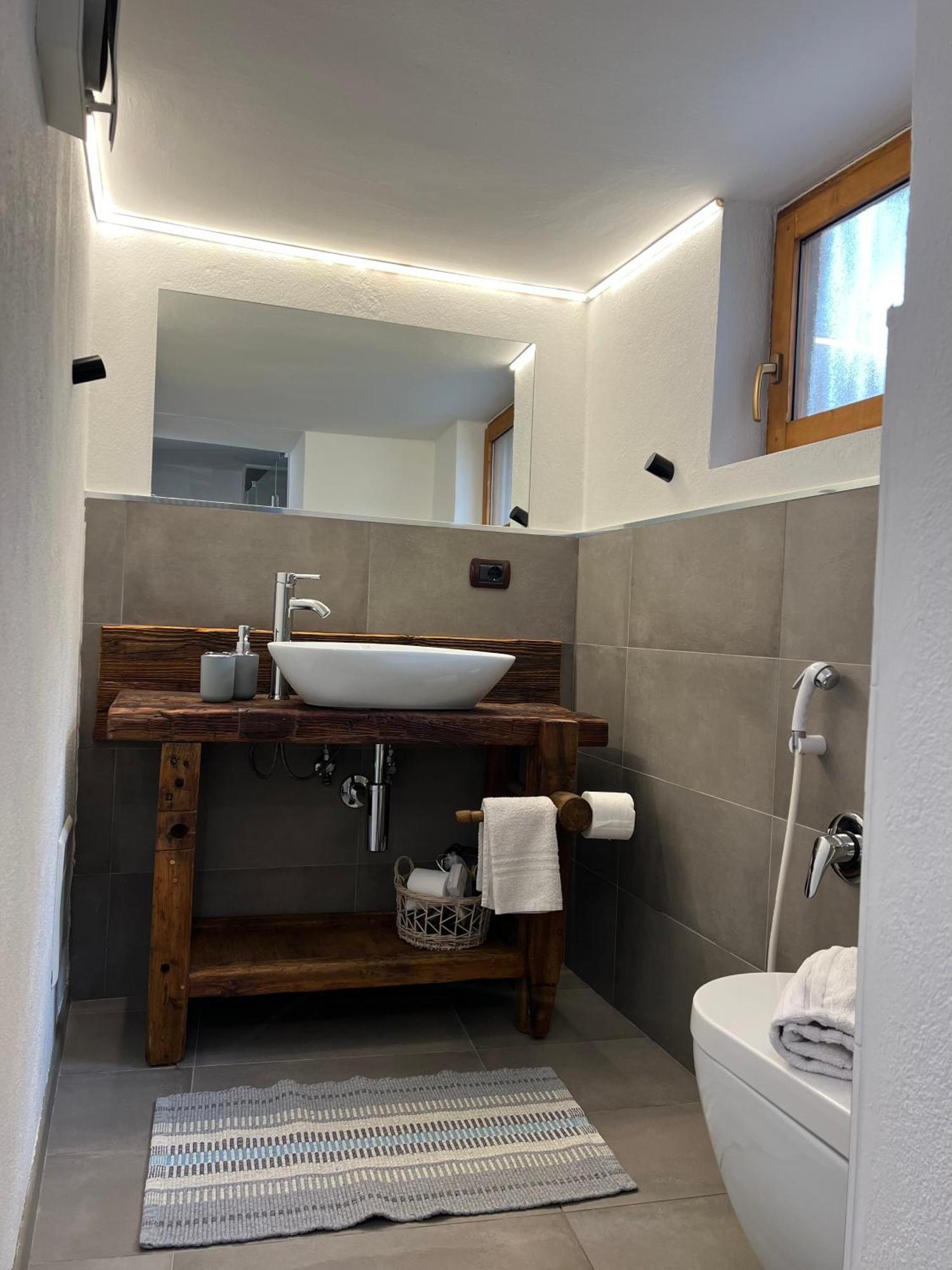 Profumo Di Legno Apartment Aosta Exterior photo