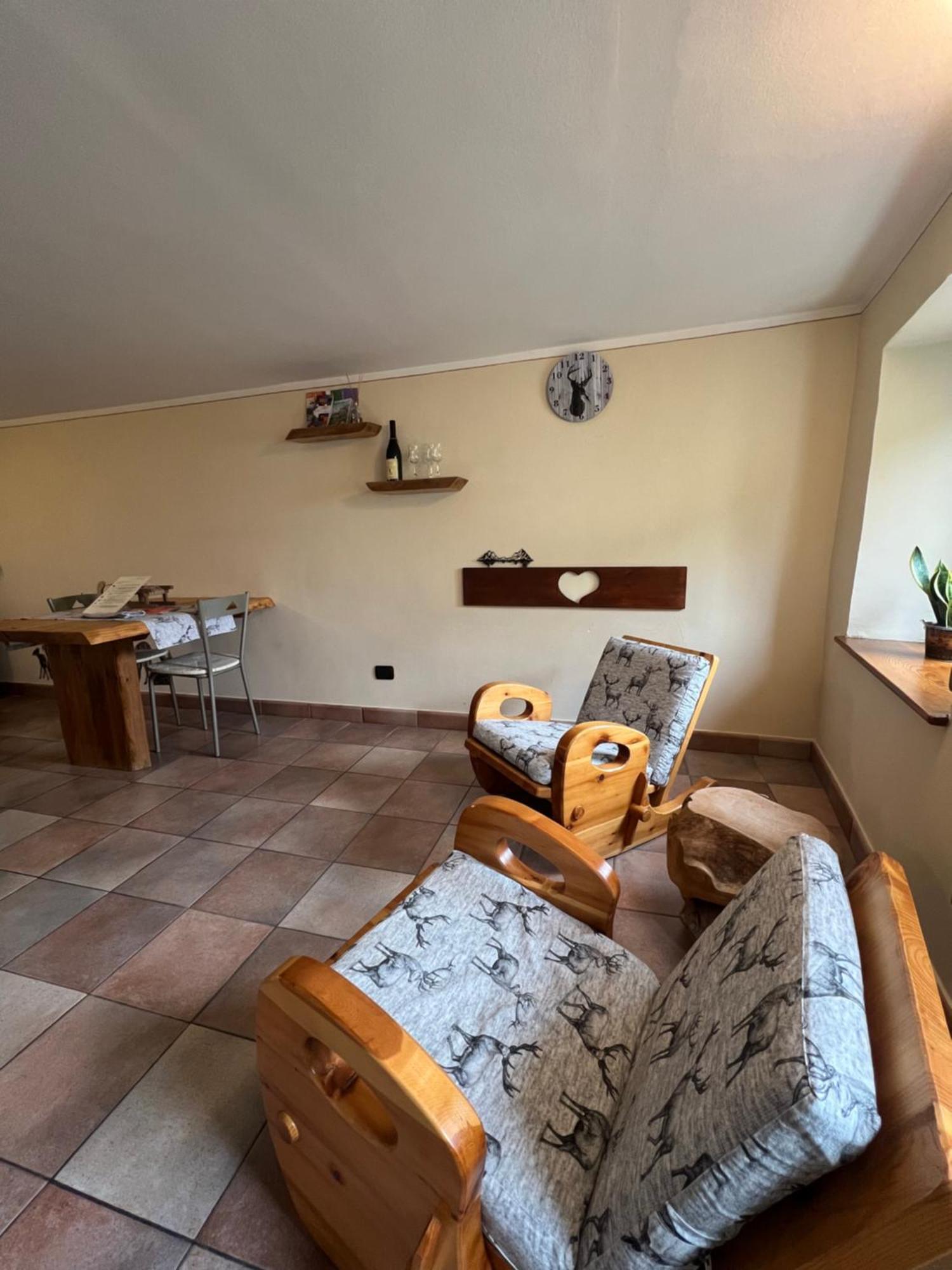 Profumo Di Legno Apartment Aosta Exterior photo