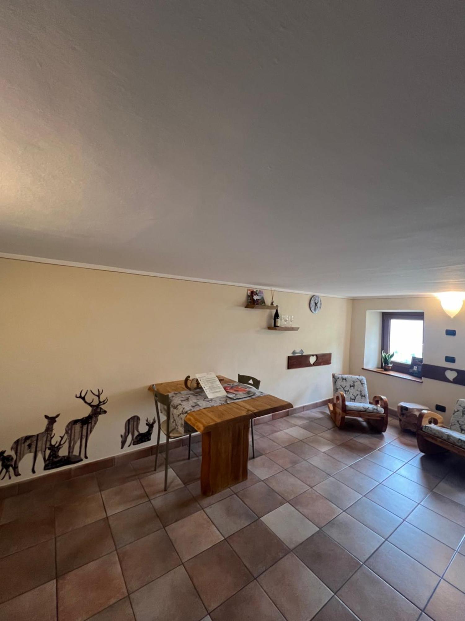 Profumo Di Legno Apartment Aosta Exterior photo